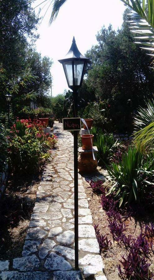 Charouda Stone Tower Pyrgos Dirou Exterior foto